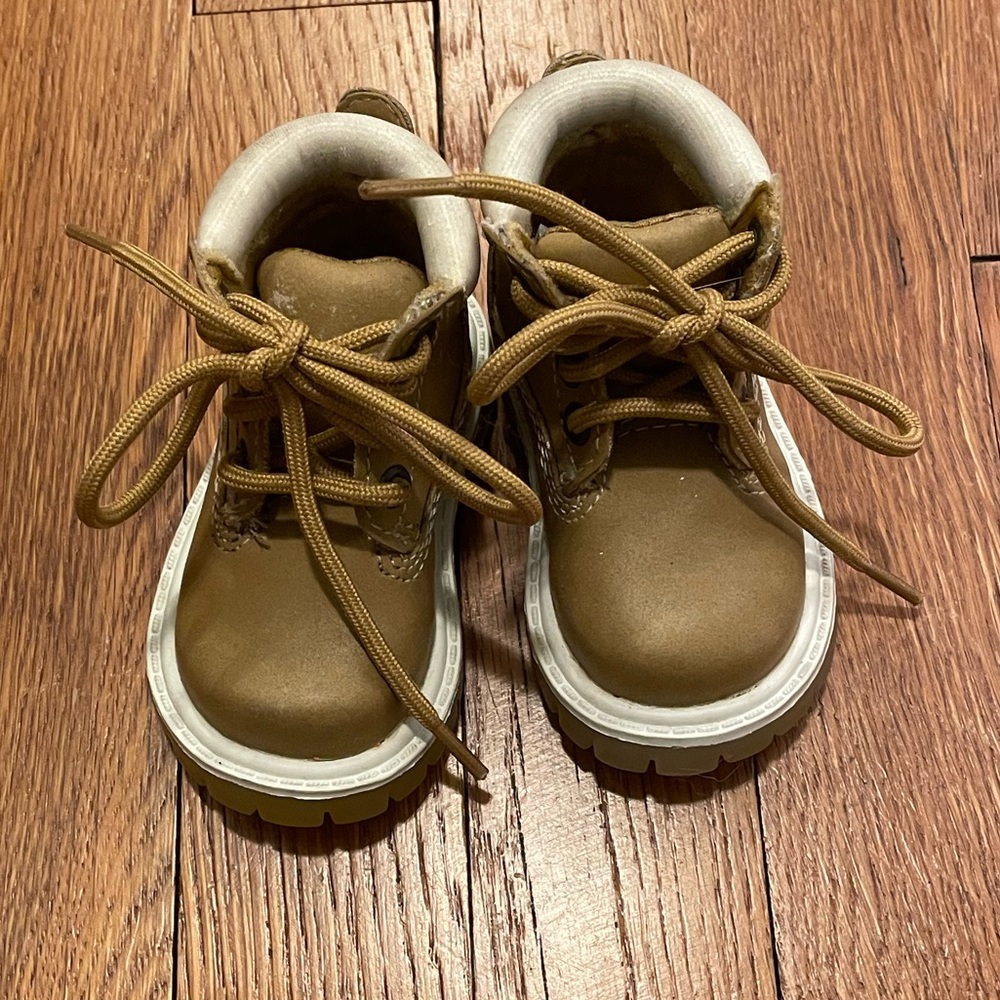 NWOT Kid Connection Baby Tan Lace Up Work Boots, Size 1 - Picture 3 of 7